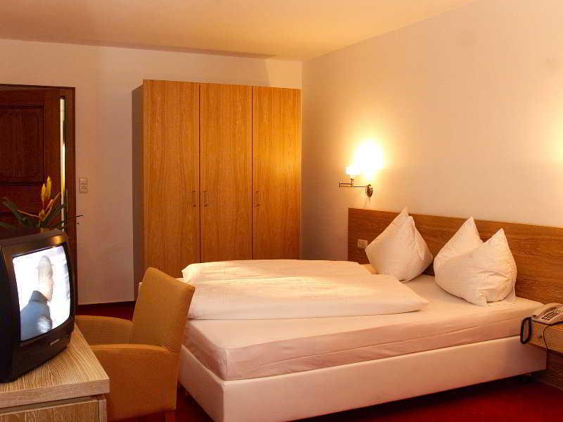 Hotel Schoenblick Цел ам Зее Екстериор снимка
